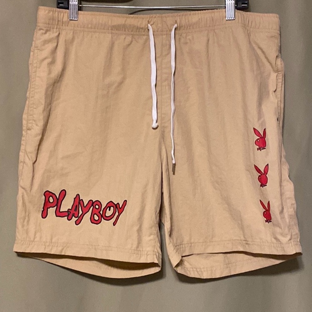 Playboy By PacSun Shorts Tan Red Spell Out Men’s L